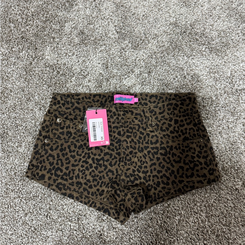 Edikted Brown Leopard Print Jean Shorts
